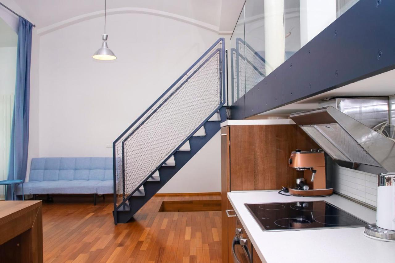 Modern Apartment With Terrace And Air Conditioning Praga Esterno foto